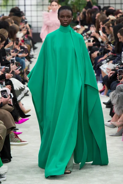 Look 52